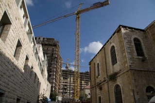 Building in Jerusalem (CC-Guy Yitzhaki)