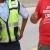 למגר את הפרת החוק על ידי שוטרים ללא תגי זיהוי בהפגנות